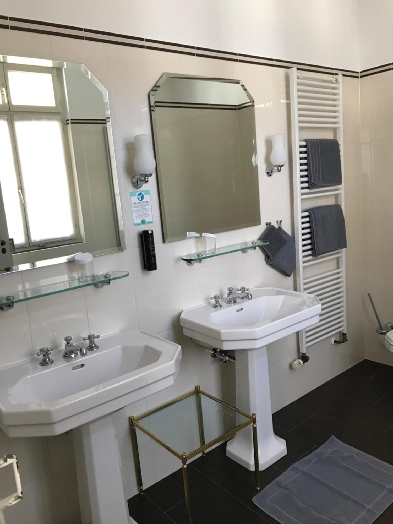 Hotel Boardinghouse Sonne Offenburg Zimmer foto